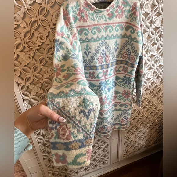 Patterned Multicolor Sweater - Picture 2 of 4